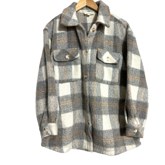 Vanilla Bay Neutral Plaid Button Down Brushed Fabric Shacket with Pockets - Picture 3 of 12